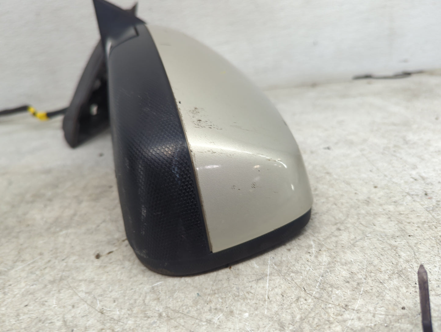 2015-2017 Chevrolet Equinox Driver Side View Mirror - Left Door Mirror OEM Used - Oemusedautoparts1.com
