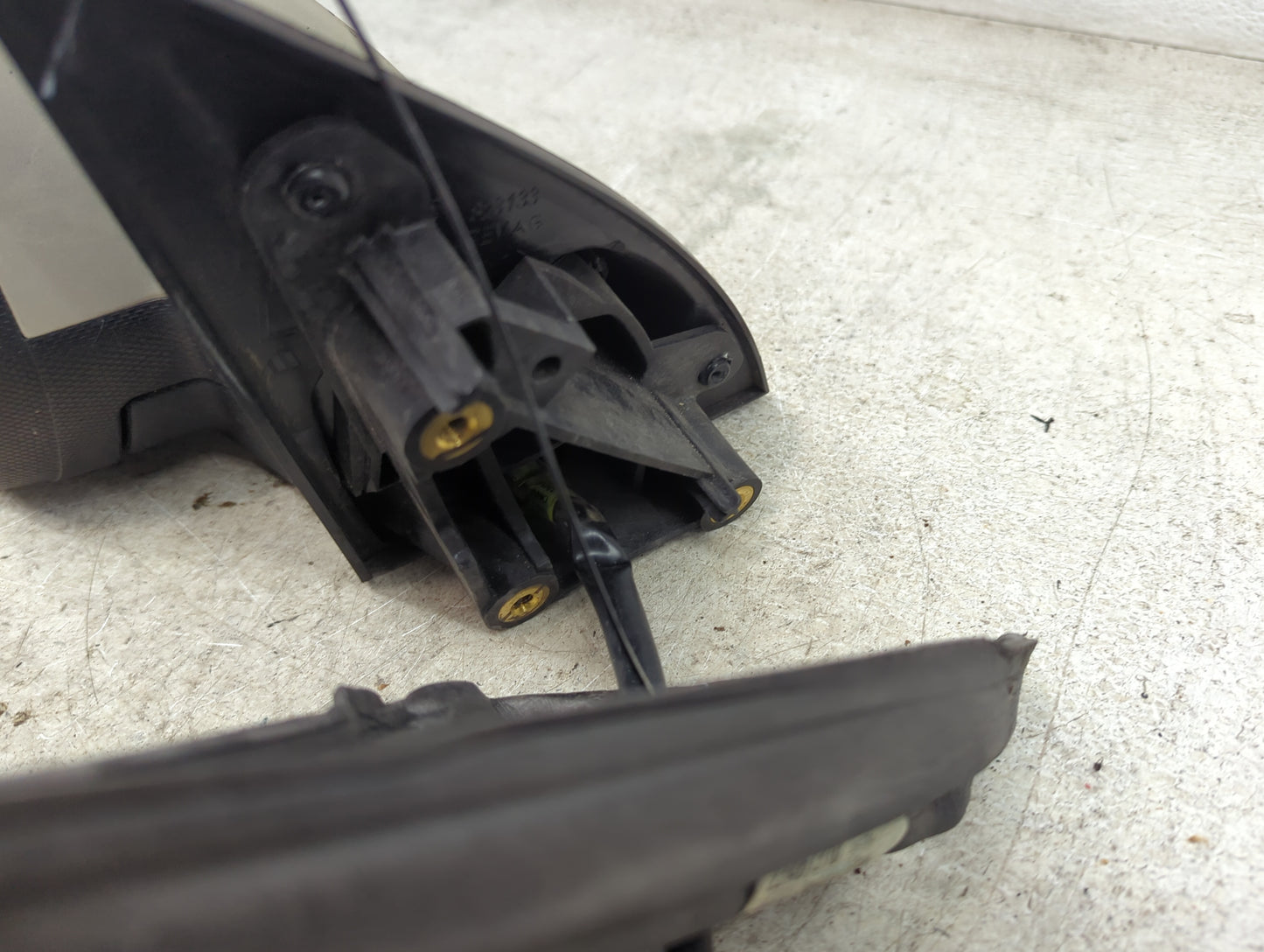 2015-2017 Chevrolet Equinox Driver Side View Mirror - Left Door Mirror OEM Used - Oemusedautoparts1.com