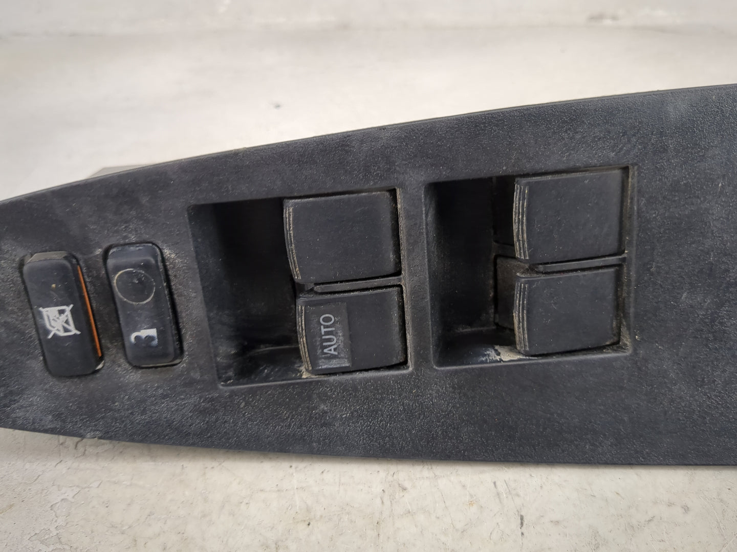 2012-2017 Chevrolet Equinox Master Power Window Switch Replacement Driver Side Left P/N:74232-42070 Fits OEM Used Auto Parts