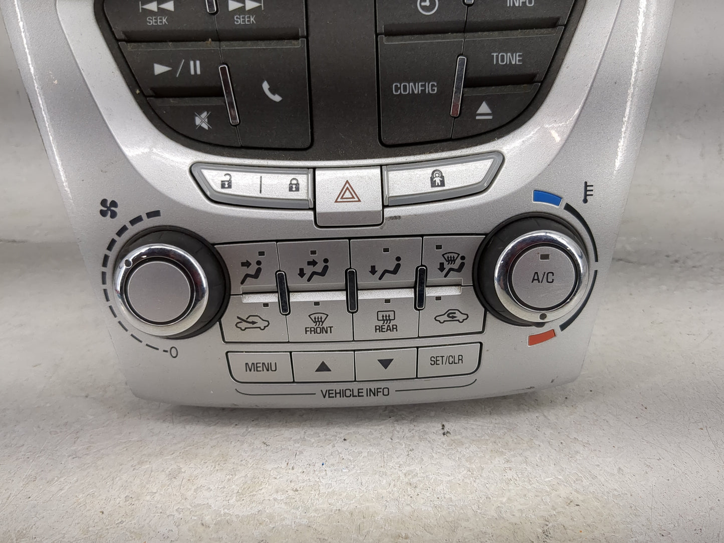 2015 Chevrolet Equinox Radio AM FM Cd Player Receiver Replacement P/N:23450883 90025-511/0004 Fits Fits 2014 2016 2017 OEM U