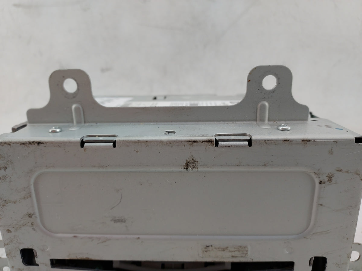 2013-2015 Chevrolet Equinox Radio AM FM Cd Player Receiver Replacement P/N:22976137 Fits Fits 2013 2014 2015 2016 OEM Used A