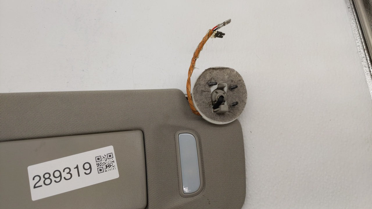 2010-2017 Chevrolet Equinox Sun Visor Shade Replacement Passenger Right Mirror Fits Fits 2010 2011 2012 2013 2014 2015 2016 