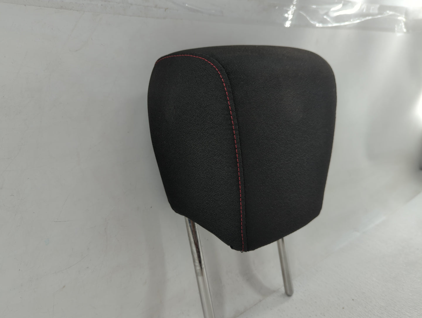 2014-2017 Chevrolet Equinox Headrest Head Rest Front Driver Passenger Seat Fits Fits 2014 2015 2016 2017 OEM Used Auto Parts