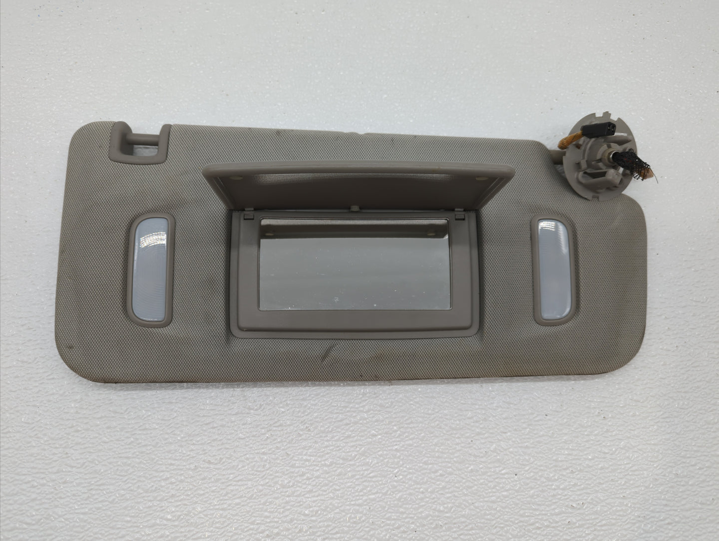 2010-2017 Chevrolet Equinox Sun Visor Shade Replacement Passenger Right Mirror Fits Fits 2010 2011 2012 2013 2014 2015 2016 