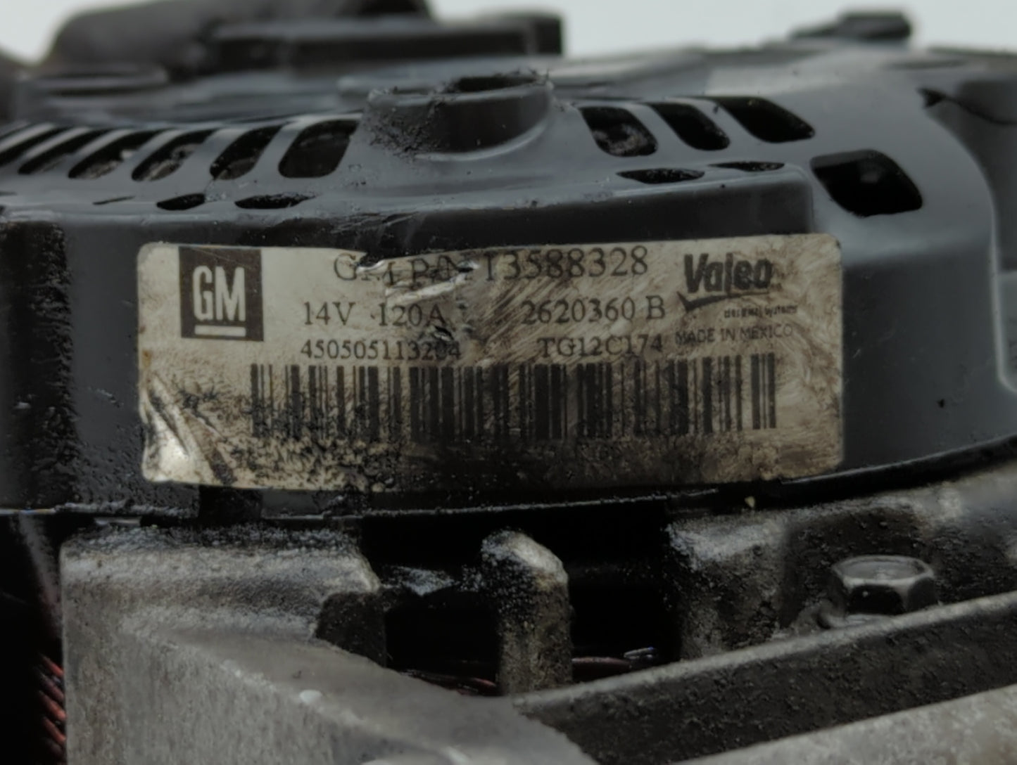 2010-2017 Chevrolet Equinox Alternator Replacement Generator Charging Assembly Engine OEM P/N:13500315 13588328 Fits OEM Use