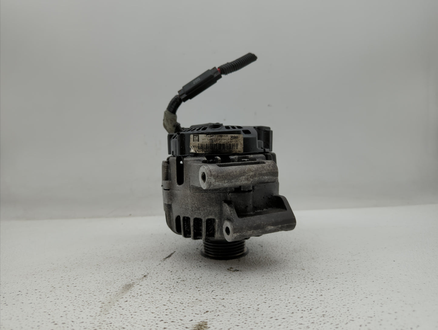 2010-2017 Chevrolet Equinox Alternator Replacement Generator Charging Assembly Engine OEM P/N:13500315 13588328 Fits OEM Use