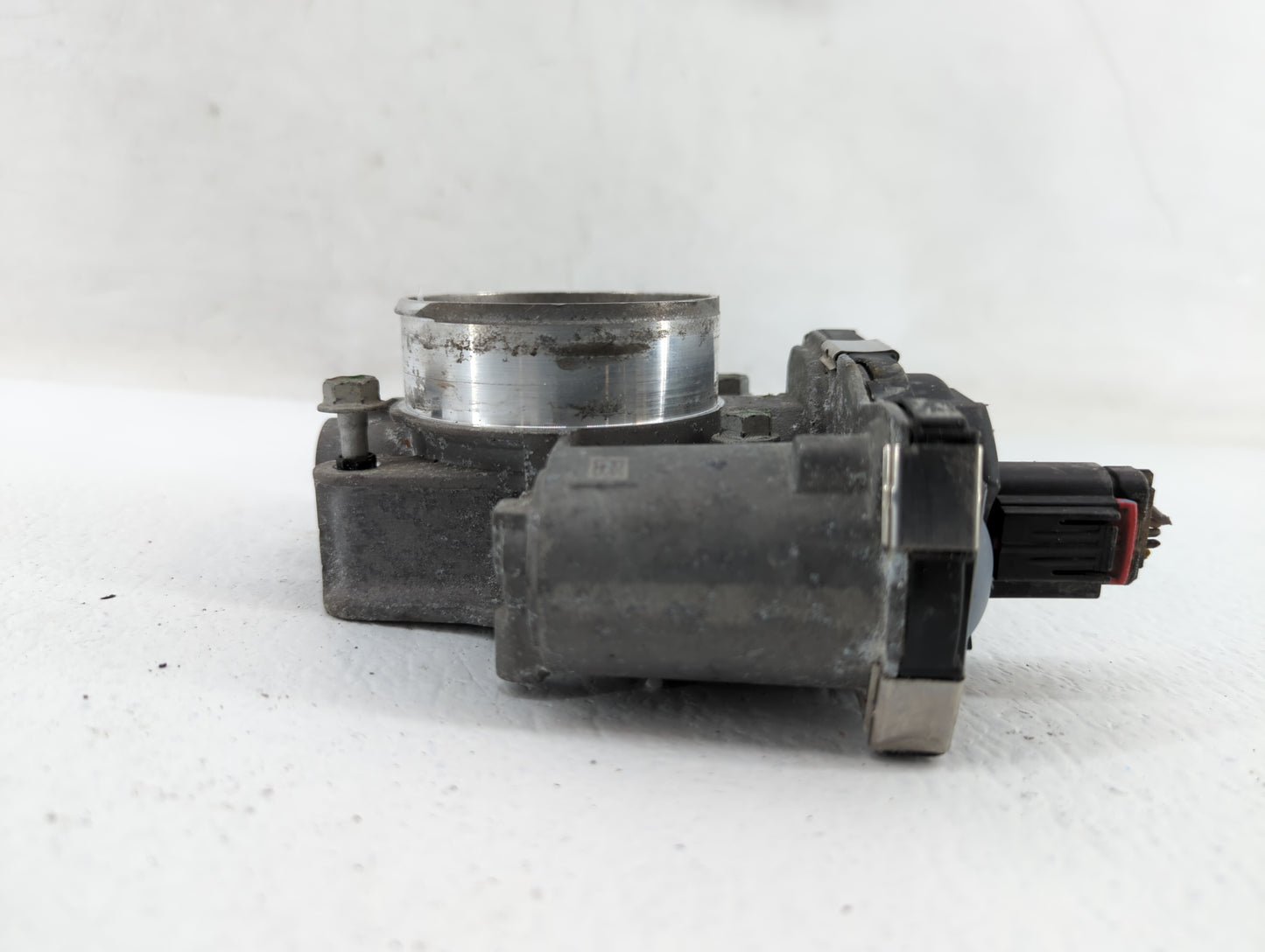2012-2015 Chevrolet Equinox Throttle Body P/N:12632101CA Fits Fits 2012 2013 2014 2015 OEM Used Auto Parts - Oemusedautopart