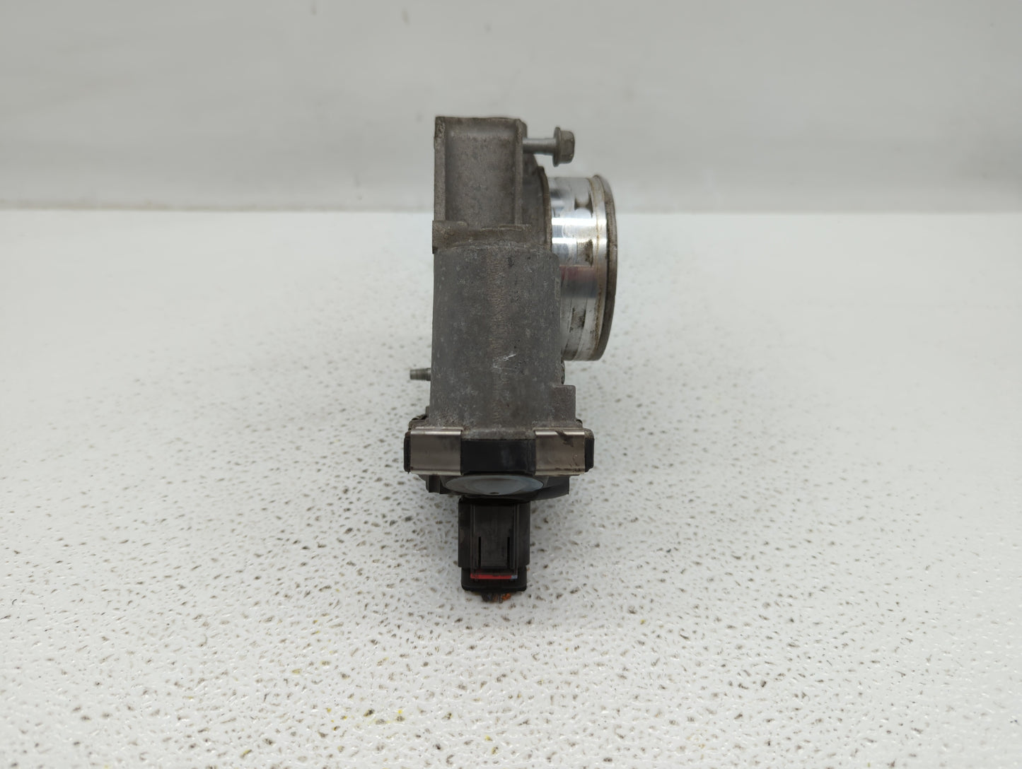 2012-2015 Chevrolet Equinox Throttle Body P/N:12632101CA Fits Fits 2012 2013 2014 2015 OEM Used Auto Parts - Oemusedautopart