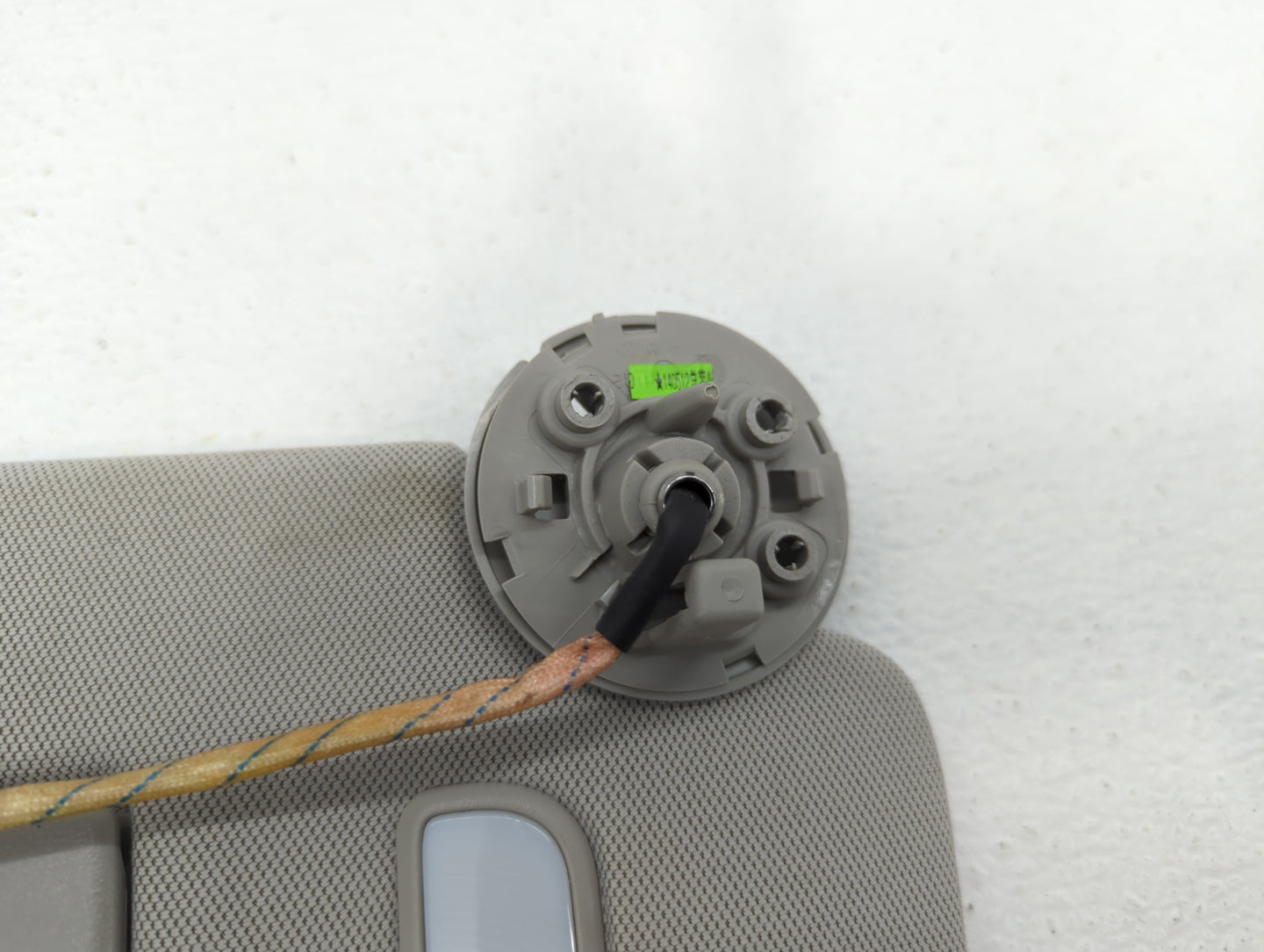 2010-2017 Chevrolet Equinox Sun Visor Shade Replacement Passenger Right Mirror Fits Fits 2010 2011 2012 2013 2014 2015 2016 