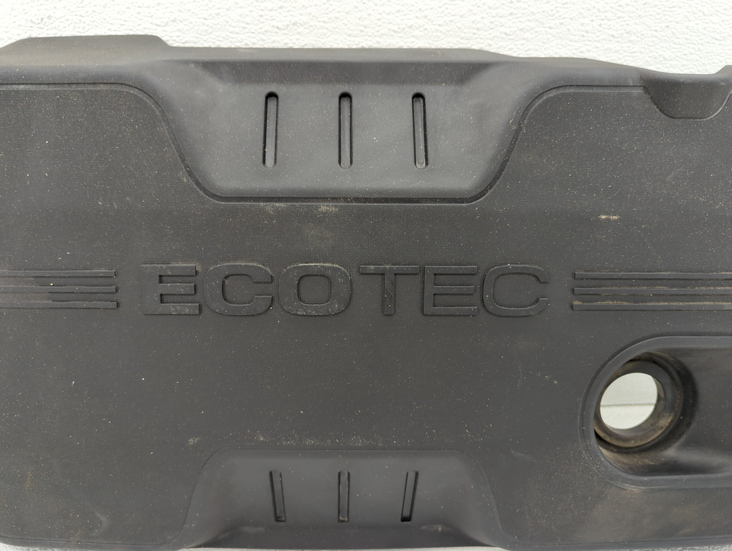 2015 Chevrolet Equinox Engine Cover - Oemusedautoparts1.com