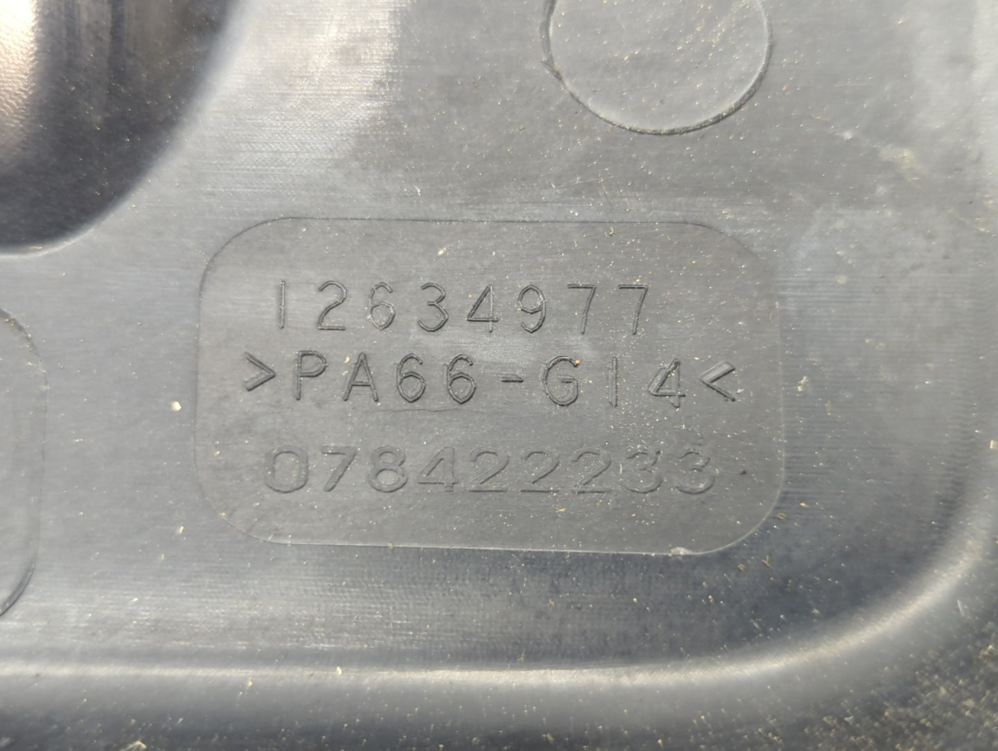 2015 Chevrolet Equinox Engine Cover - Oemusedautoparts1.com