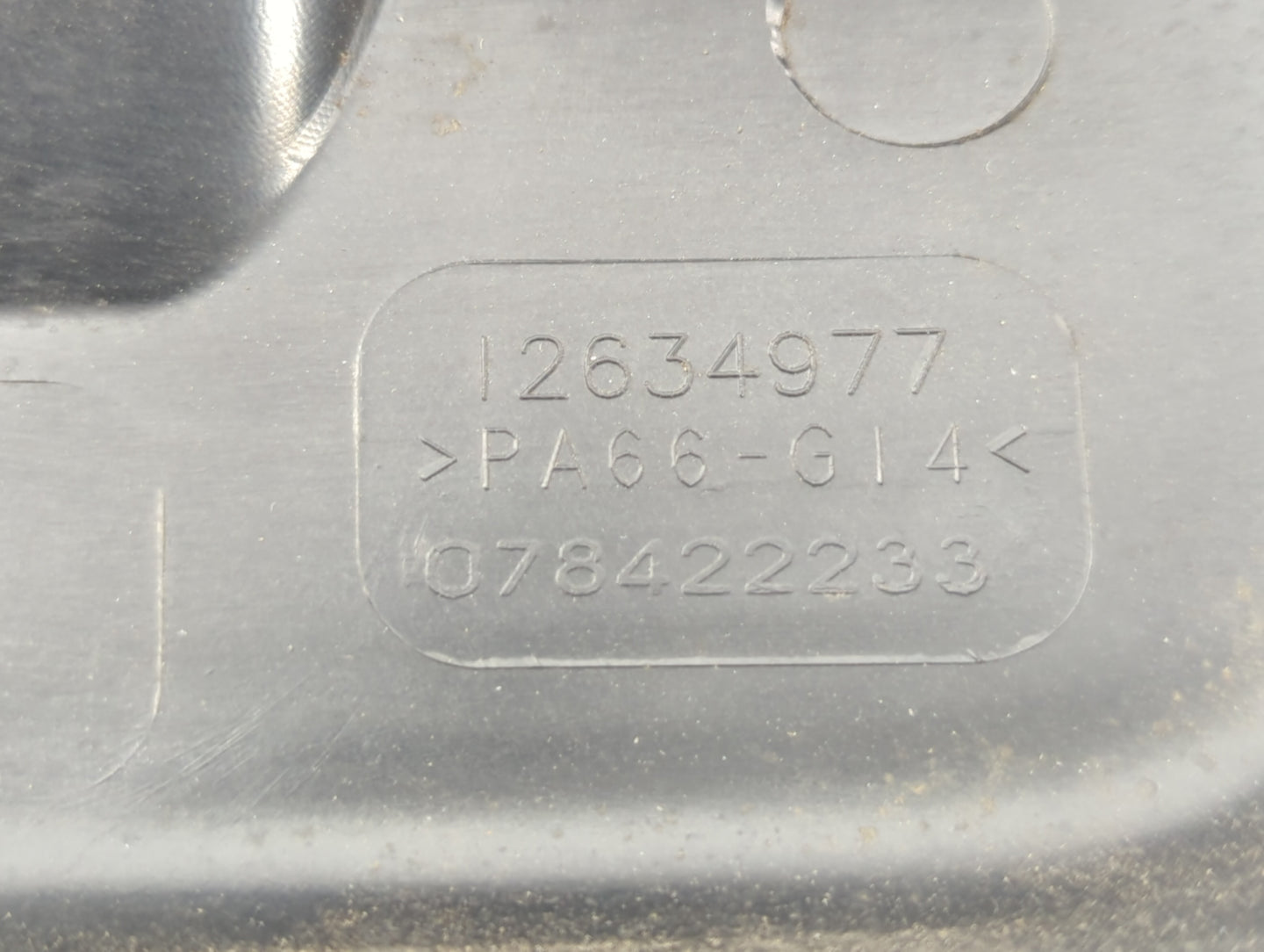 2015 Chevrolet Equinox Engine Cover - Oemusedautoparts1.com