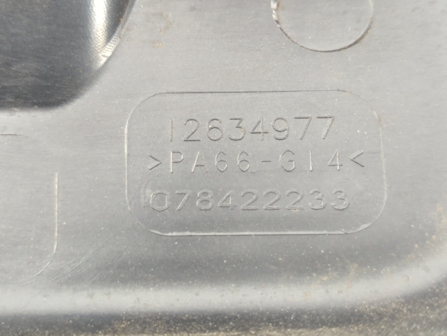 2015 Chevrolet Equinox Engine Cover - Oemusedautoparts1.com