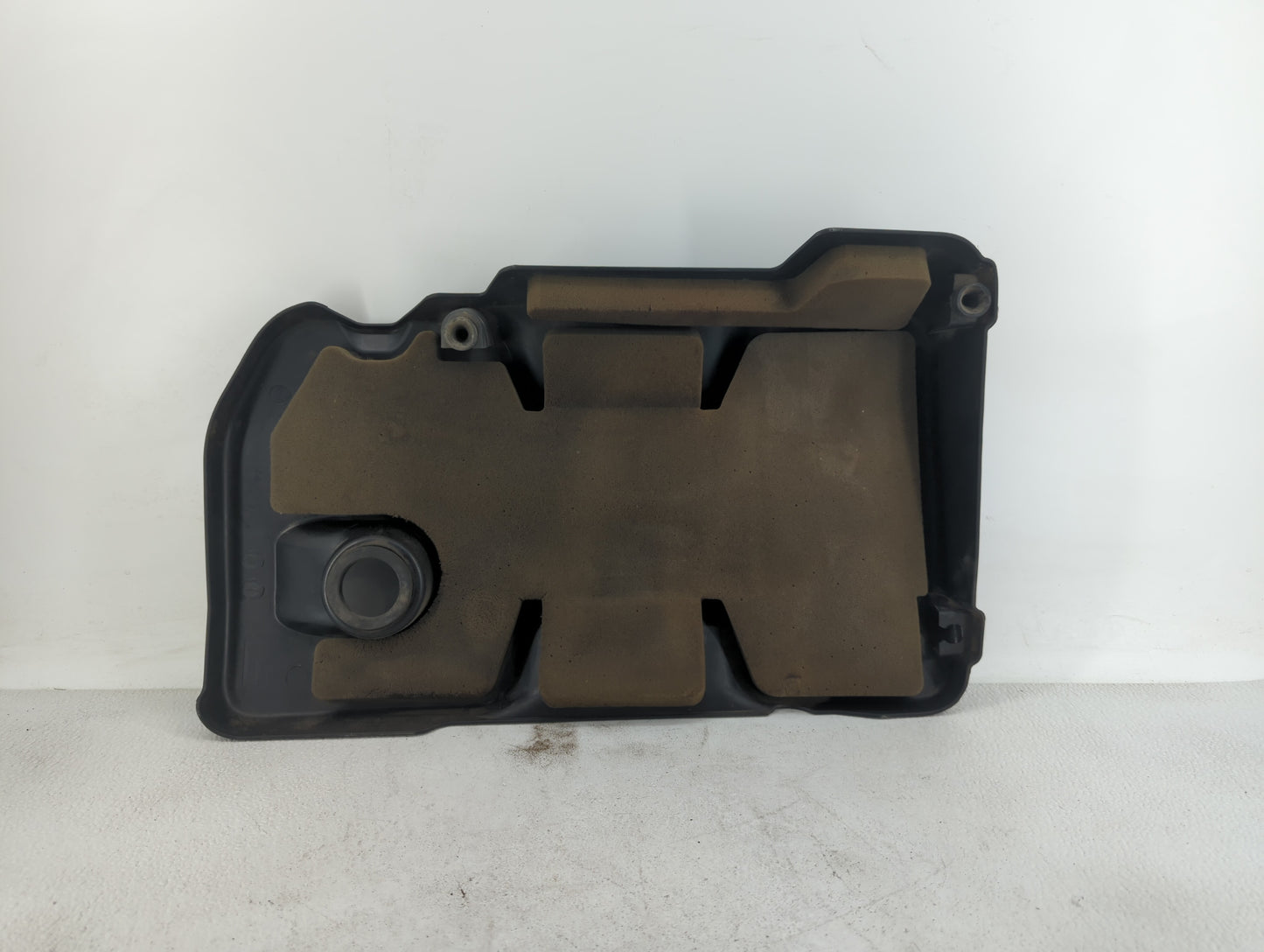 2015 Chevrolet Equinox Engine Cover - Oemusedautoparts1.com