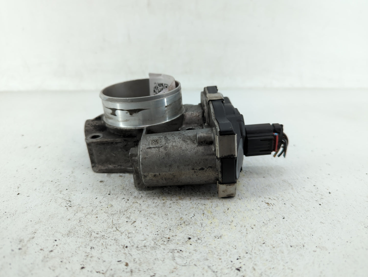 2012-2015 Chevrolet Equinox Throttle Body P/N:12627217DA 12632101CA Fits Fits 2012 2013 2014 2015 OEM Used Auto Parts - Oemu