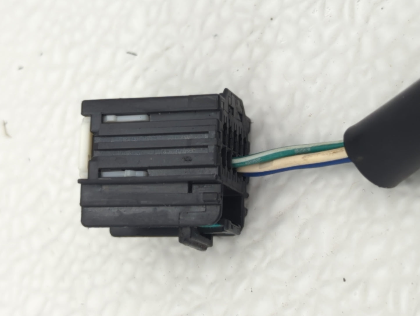 2015-2017 Chevrolet Equinox Driver Side View Mirror - Left Door Mirror OEM Used - Oemusedautoparts1.com