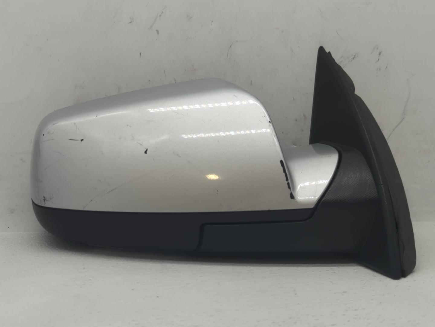 2015-2017 Chevrolet Equinox Passenger Side View Mirror - Right Door Mirror OEM Used - Oemusedautoparts1.com