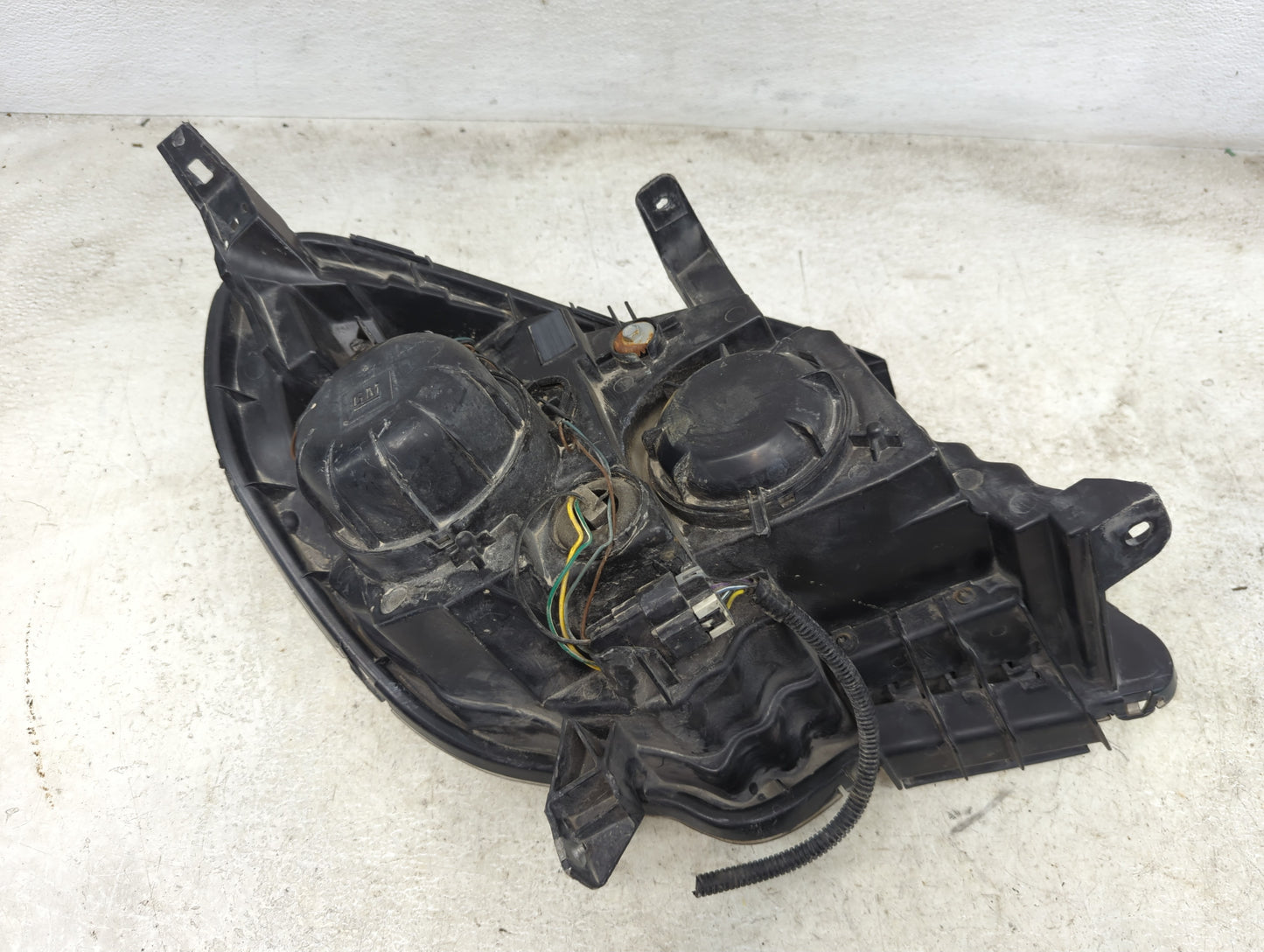 2010-2015 Chevrolet Equinox Passenger Right Oem Head Light Headlight Lamp - Oemusedautoparts1.com