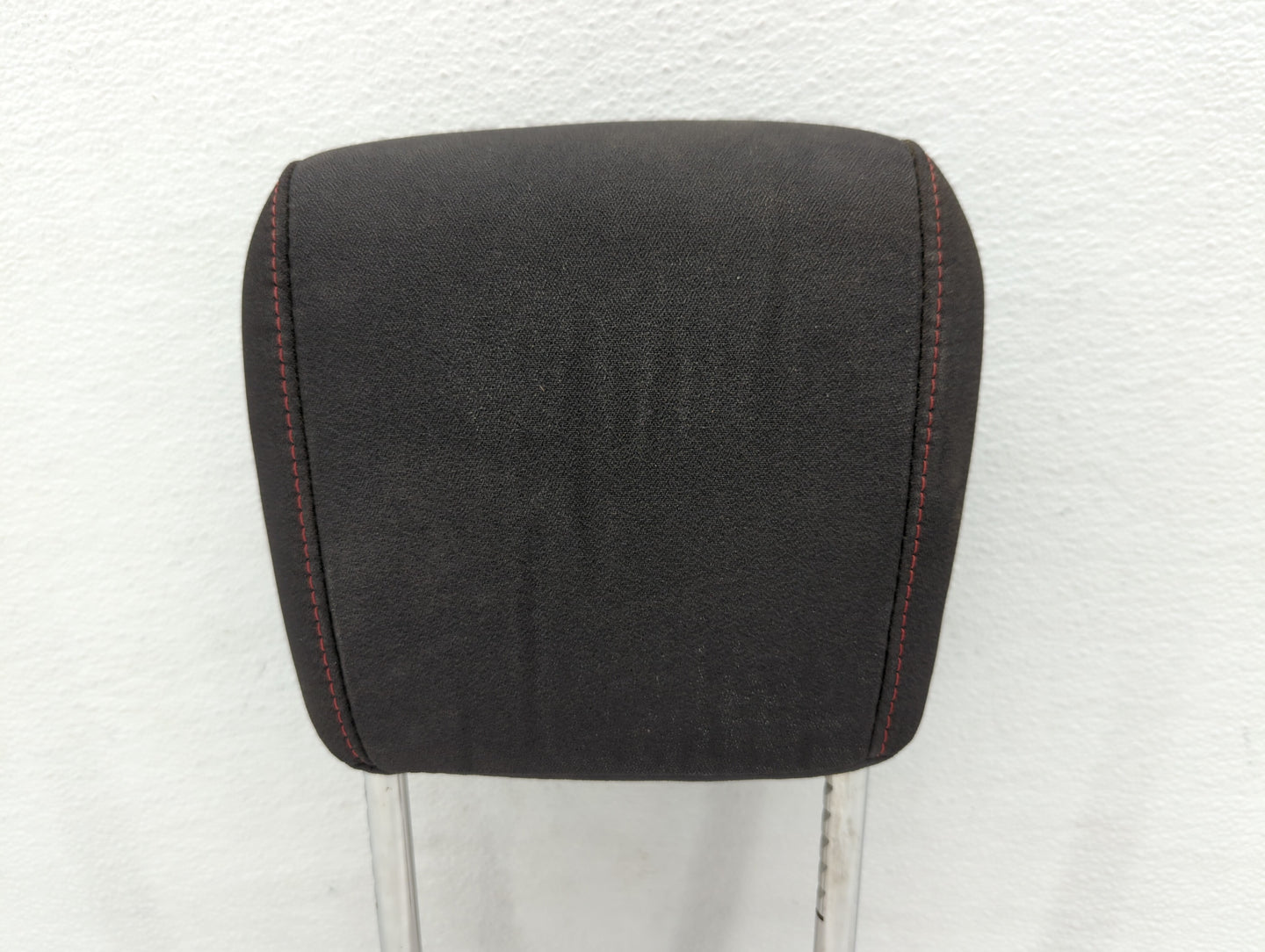 2014-2017 Chevrolet Equinox Headrest Head Rest Rear Seat Fits Fits 2014 2015 2016 2017 OEM Used Auto Parts - Oemusedautopart