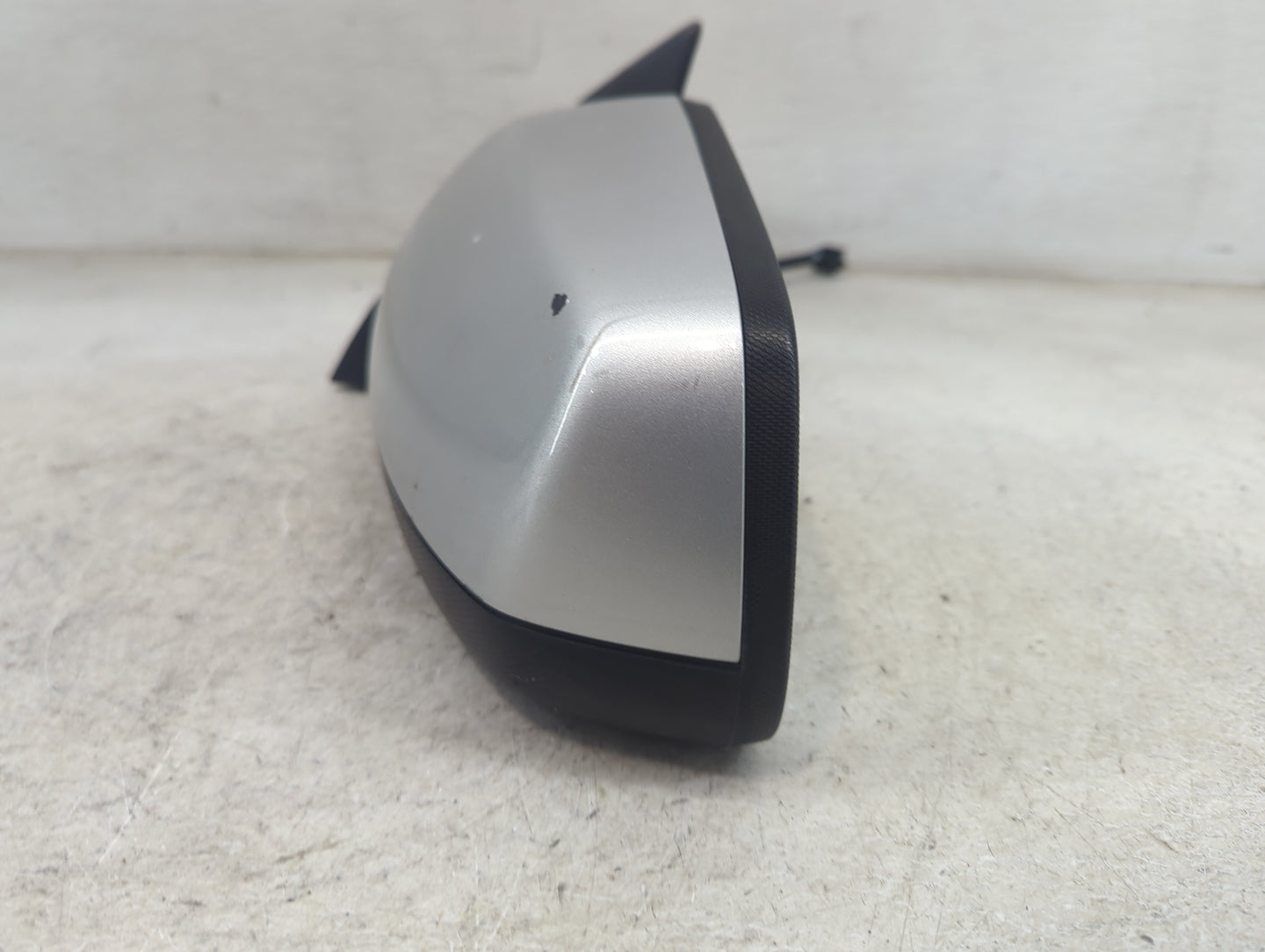 2015-2017 Chevrolet Equinox Driver Side View Mirror - Left Door Mirror OEM Used - Oemusedautoparts1.com