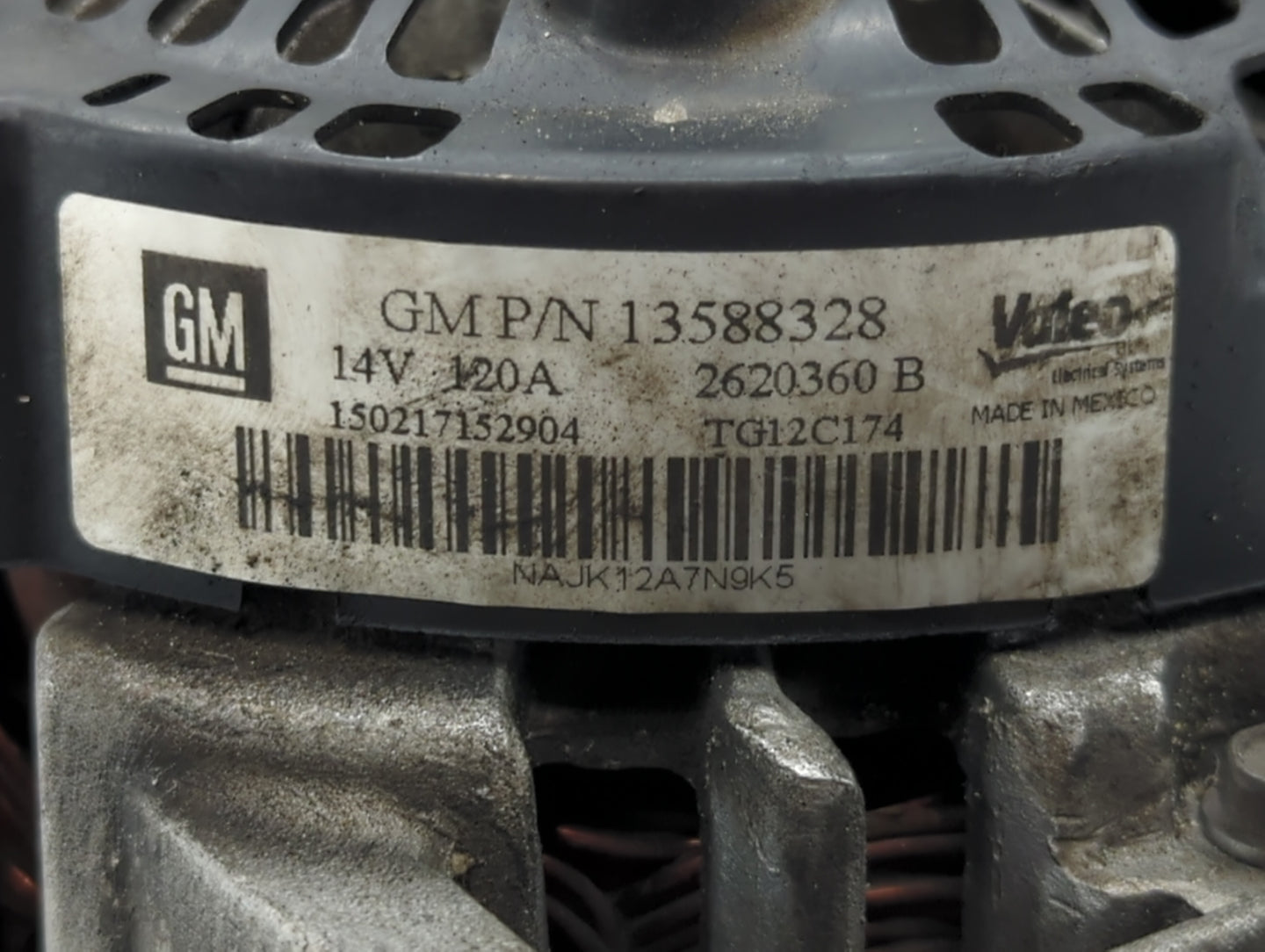 2010-2017 Chevrolet Equinox Alternator Replacement Generator Charging Assembly Engine OEM P/N:2620360 13588328 Fits OEM Used