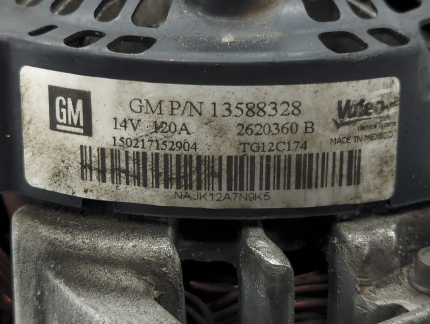 2010-2017 Chevrolet Equinox Alternator Replacement Generator Charging Assembly Engine OEM P/N:2620360 13588328 Fits OEM Used