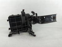 2013-2015 Chevrolet Equinox Fusebox Fuse Box Panel Relay Module P/N:22929762 22922727, 22920763 Fits Fits 2013 2014 2015 OEM