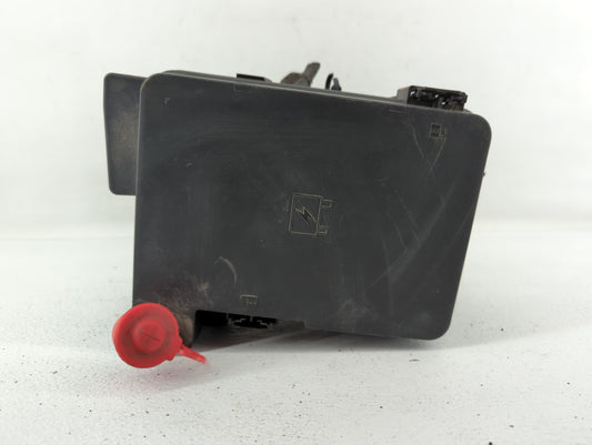 2013-2015 Chevrolet Equinox Fusebox Fuse Box Panel Relay Module P/N:22929762_01 Fits Fits 2013 2014 2015 OEM Used Auto Parts