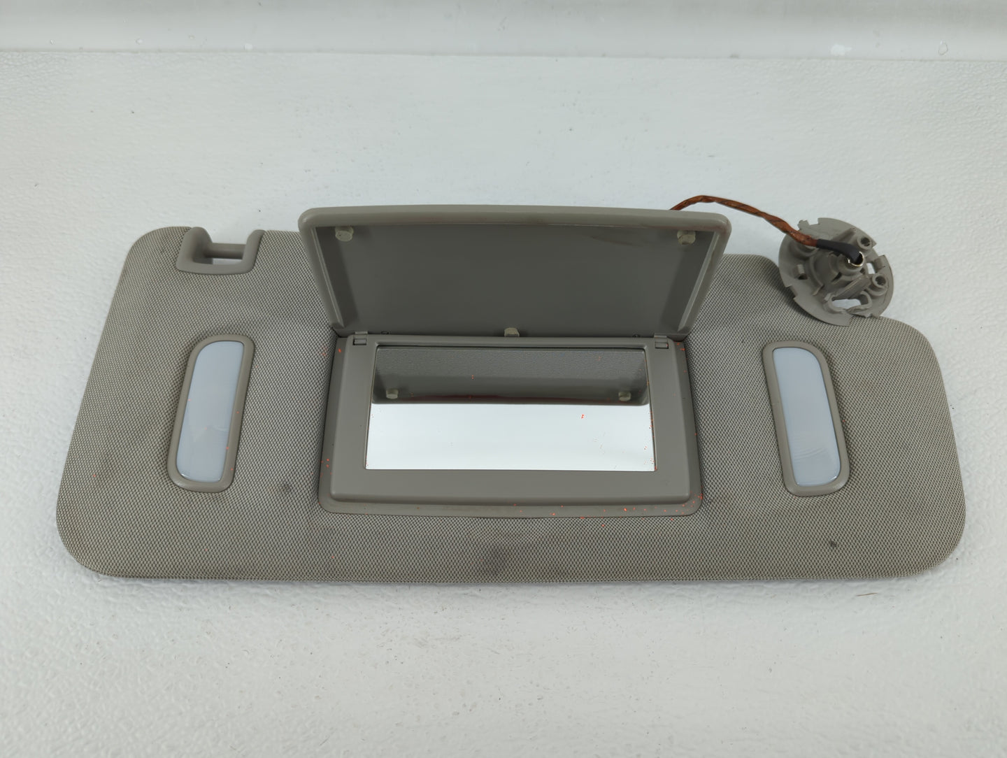 2010-2017 Chevrolet Equinox Sun Visor Shade Replacement Passenger Right Mirror Fits Fits 2010 2011 2012 2013 2014 2015 2016 