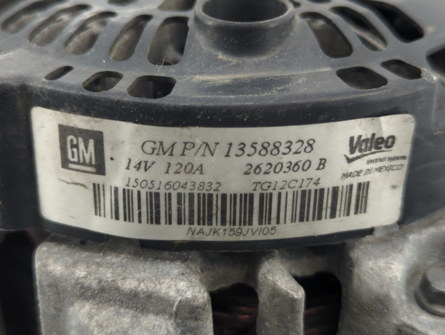 2010-2017 Chevrolet Equinox Alternator Replacement Generator Charging Assembly Engine OEM P/N:13588328 13500315 Fits OEM Use