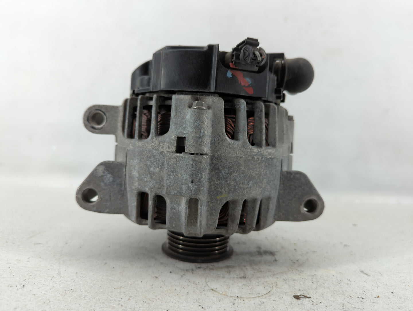 2010-2017 Chevrolet Equinox Alternator Replacement Generator Charging Assembly Engine OEM P/N:13588328 13500315 Fits OEM Use