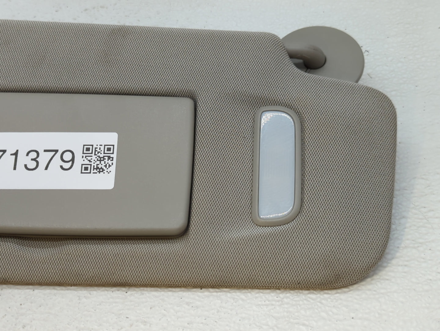 2010-2017 Chevrolet Equinox Sun Visor Shade Replacement Passenger Right Mirror Fits Fits 2010 2011 2012 2013 2014 2015 2016 