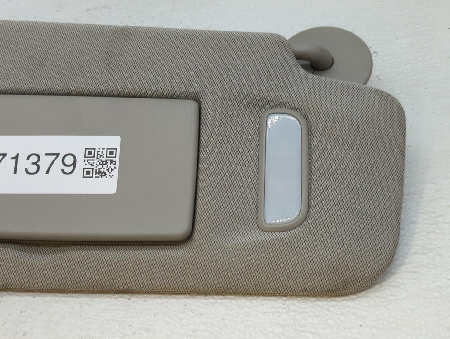 2010-2017 Chevrolet Equinox Sun Visor Shade Replacement Passenger Right Mirror Fits Fits 2010 2011 2012 2013 2014 2015 2016 