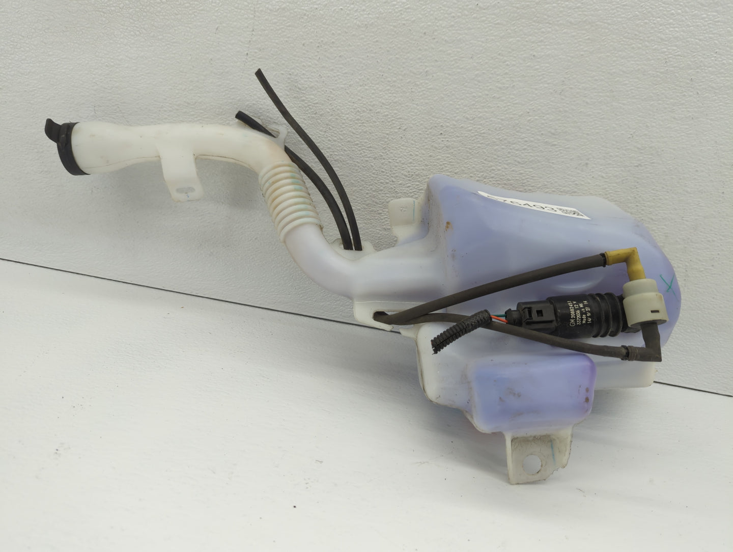 2015 Chevrolet Equinox Instrument Cluster Speedometer Gauges P/N:22828408 Fits OEM Used Auto Parts - Oemusedautoparts1.com