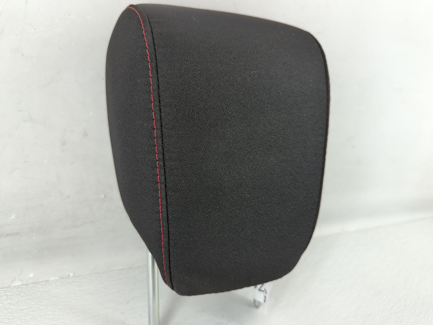 2015 Chevrolet Equinox Headrest Head Rest Rear Seat Fits OEM Used Auto Parts - Oemusedautoparts1.com