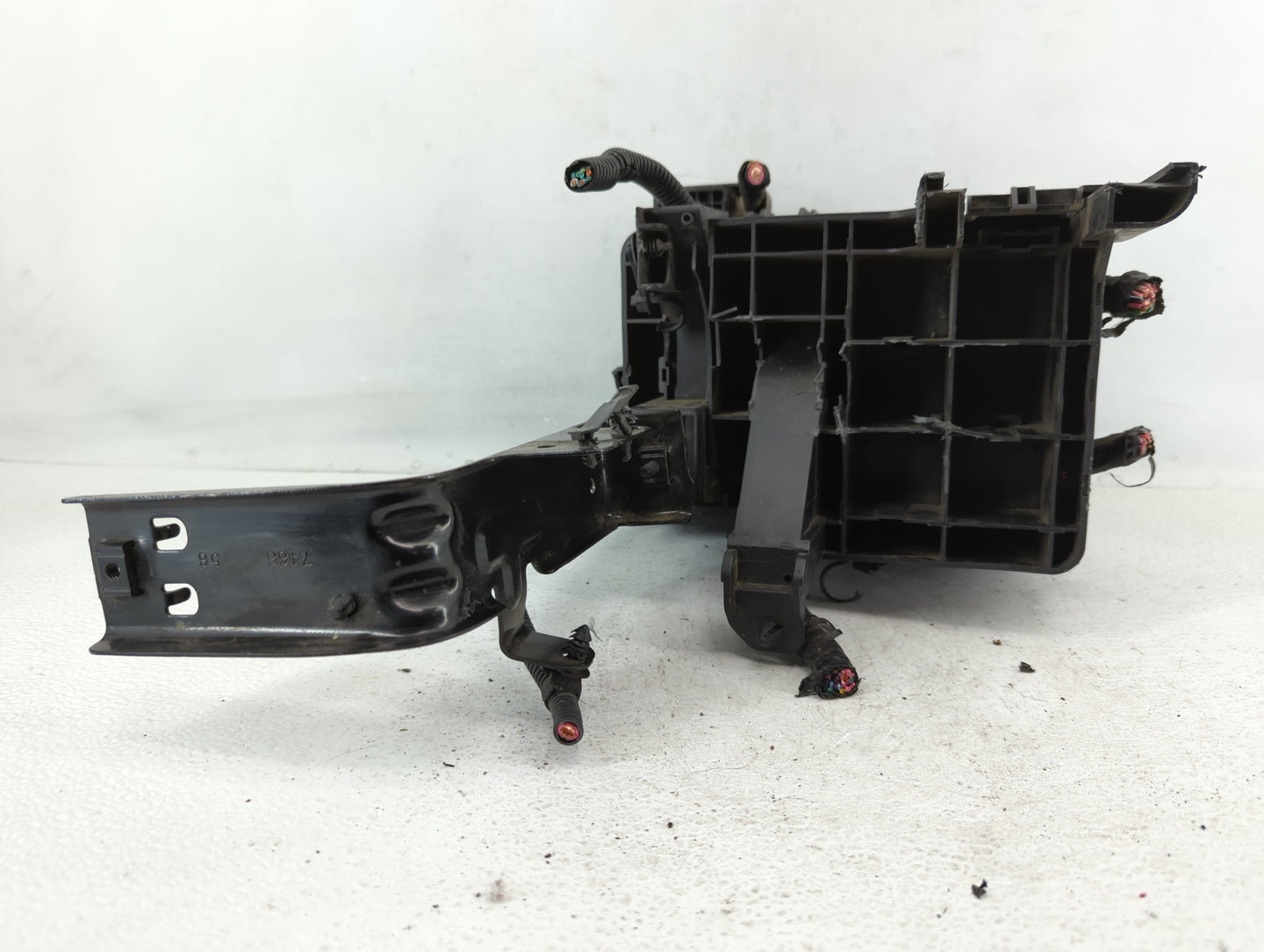 2013-2015 Chevrolet Equinox Fusebox Fuse Box Panel Relay Module P/N:22929762 01 Fits Fits 2013 2014 2015 OEM Used Auto Parts