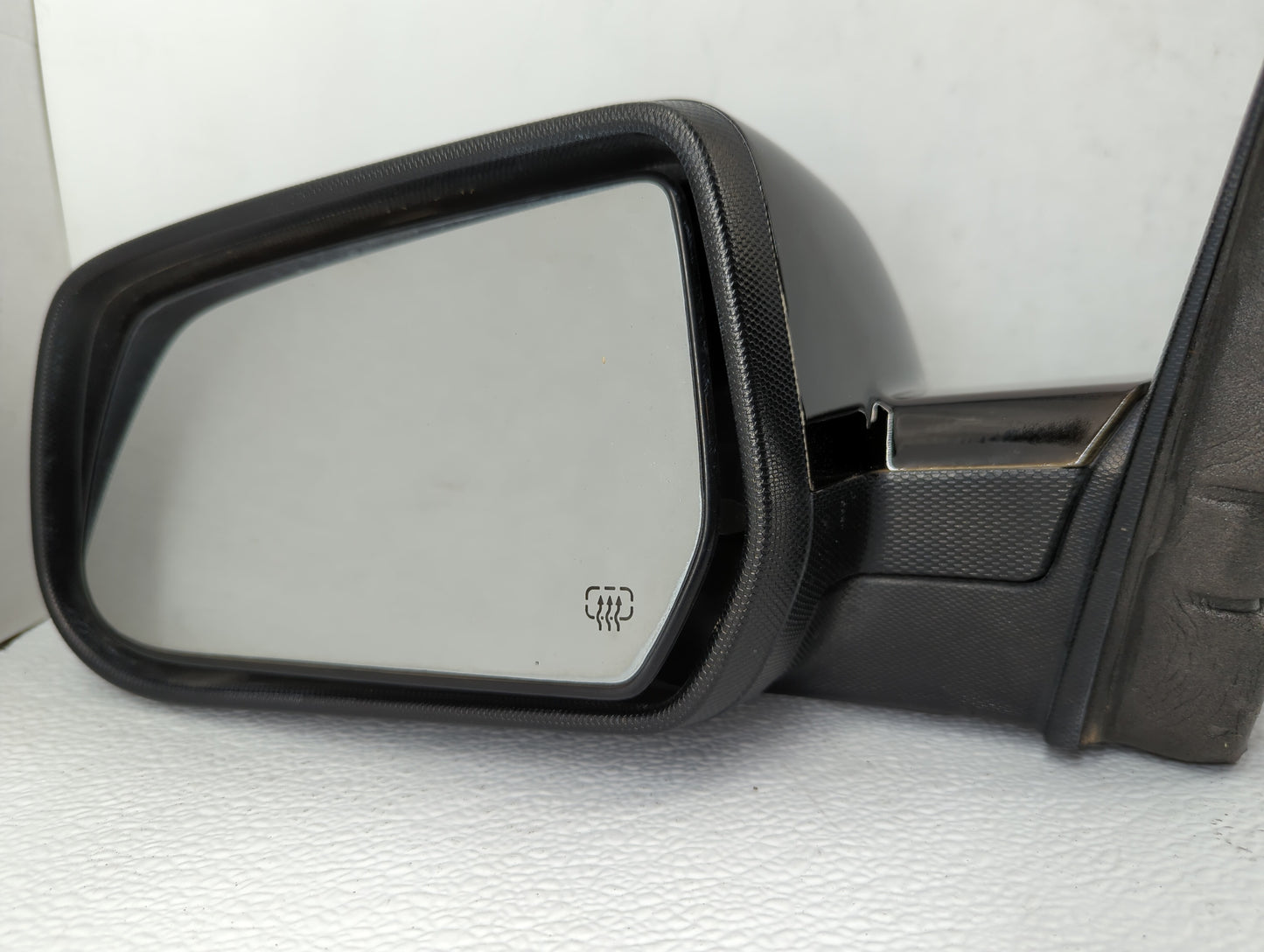 2015-2017 Chevrolet Equinox Passenger Right Side View Manual Door Mirror - Oemusedautoparts1.com