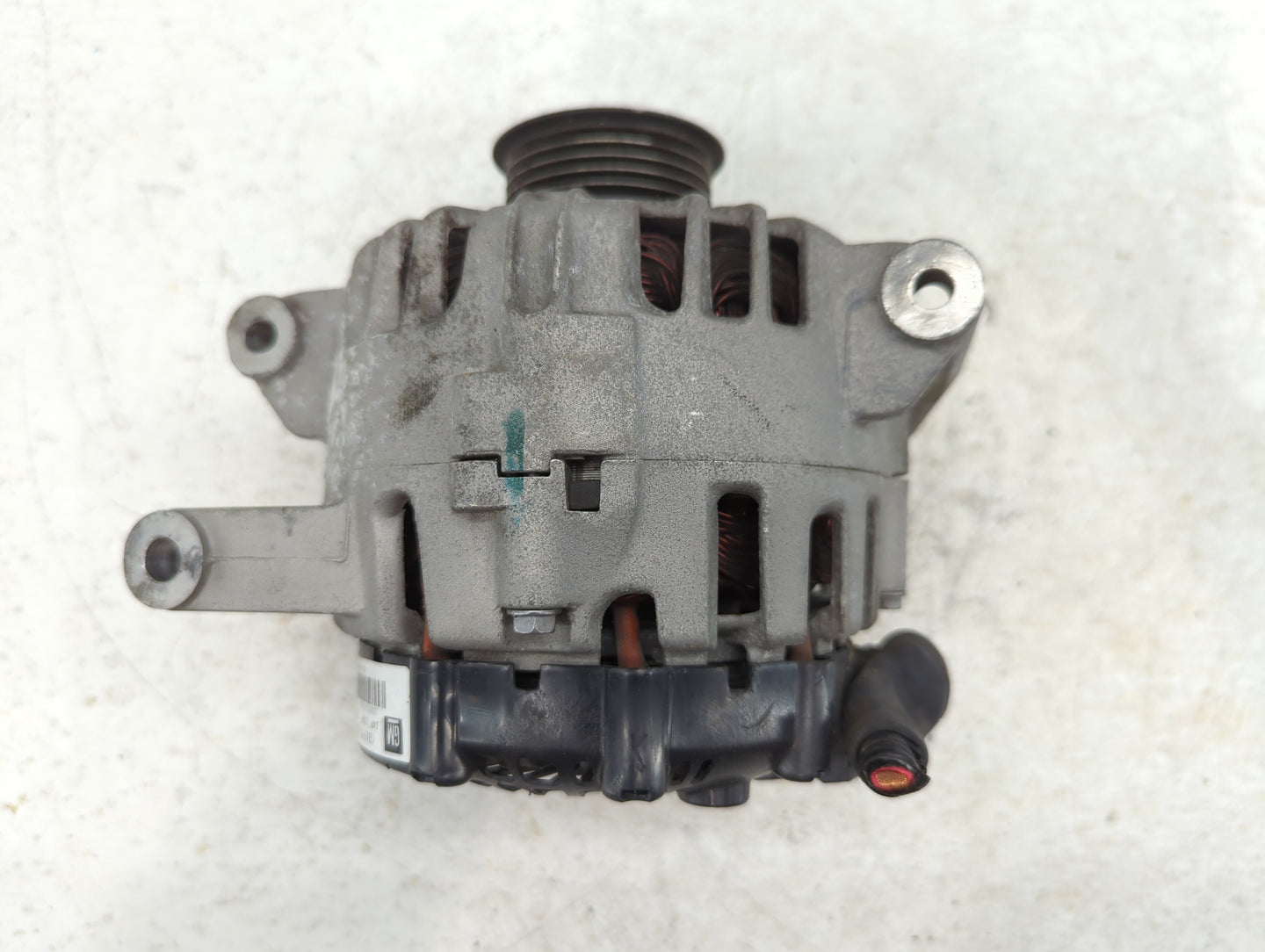 2010-2017 Chevrolet Equinox Alternator Replacement Generator Charging Assembly Engine OEM P/N:13588328 Fits OEM Used Auto Pa