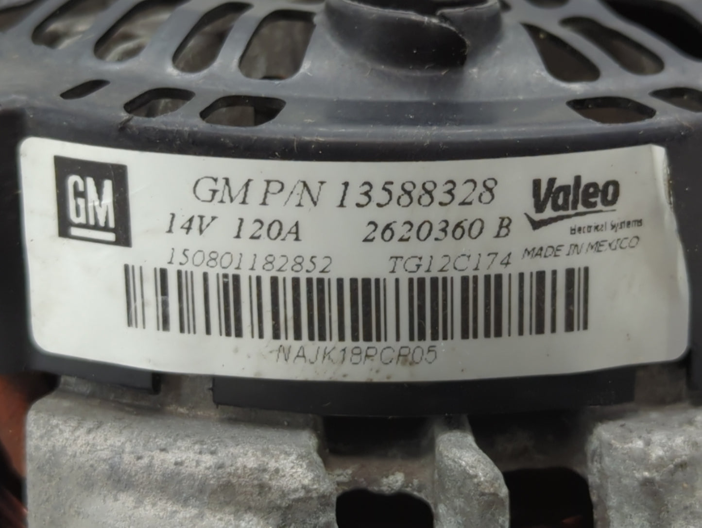 2010-2017 Chevrolet Equinox Alternator Replacement Generator Charging Assembly Engine OEM P/N:13588328 Fits OEM Used Auto Pa