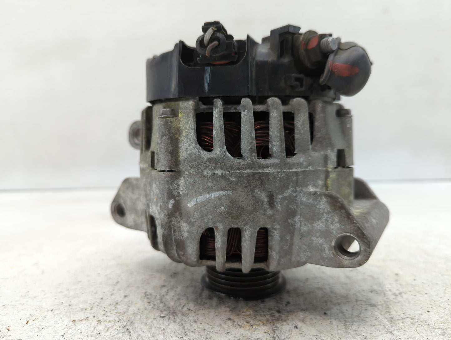 2010-2017 Chevrolet Equinox Alternator Replacement Generator Charging Assembly Engine OEM P/N:13588328 Fits OEM Used Auto Pa