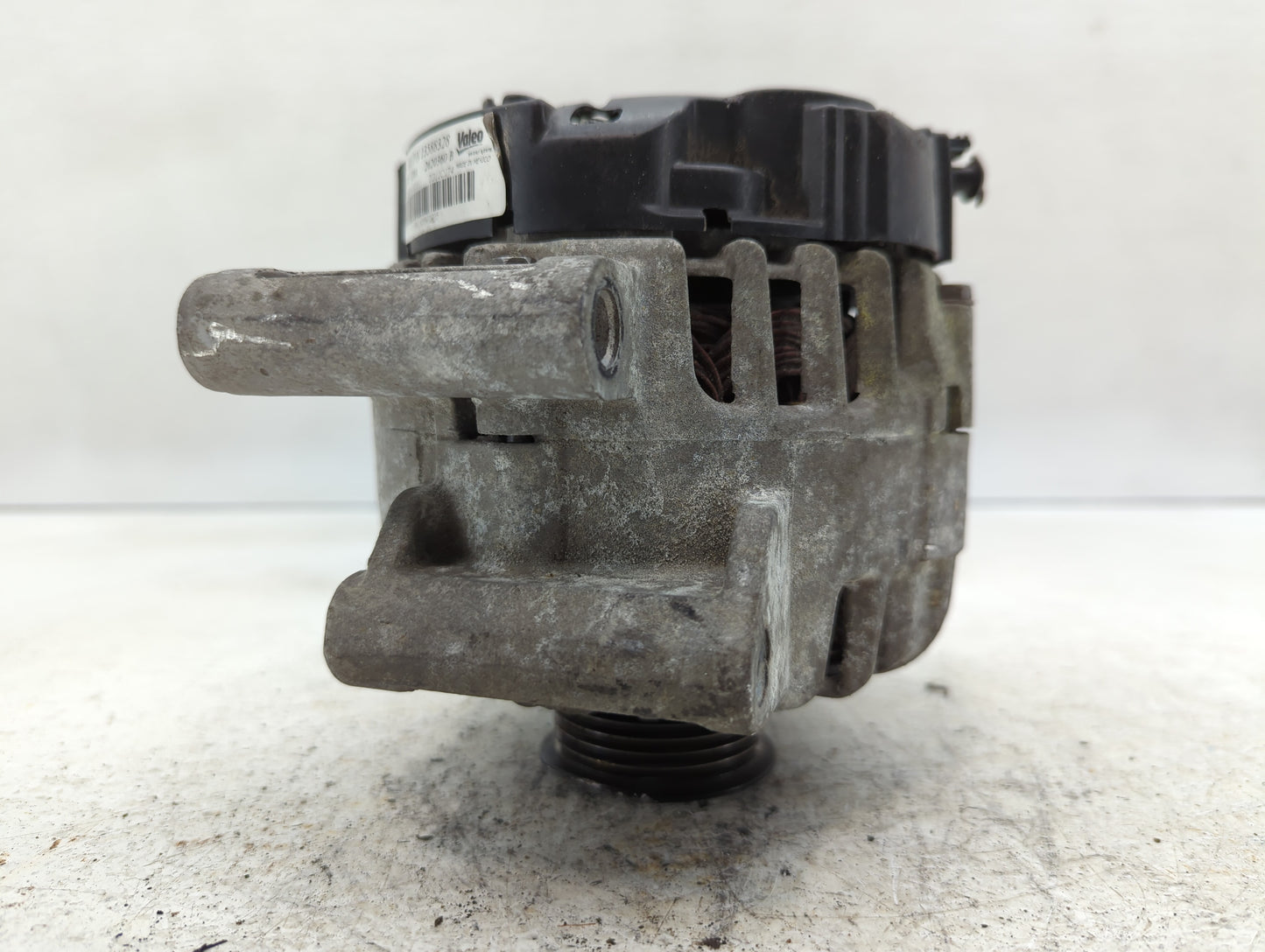 2010-2017 Chevrolet Equinox Alternator Replacement Generator Charging Assembly Engine OEM P/N:13588328 Fits OEM Used Auto Pa