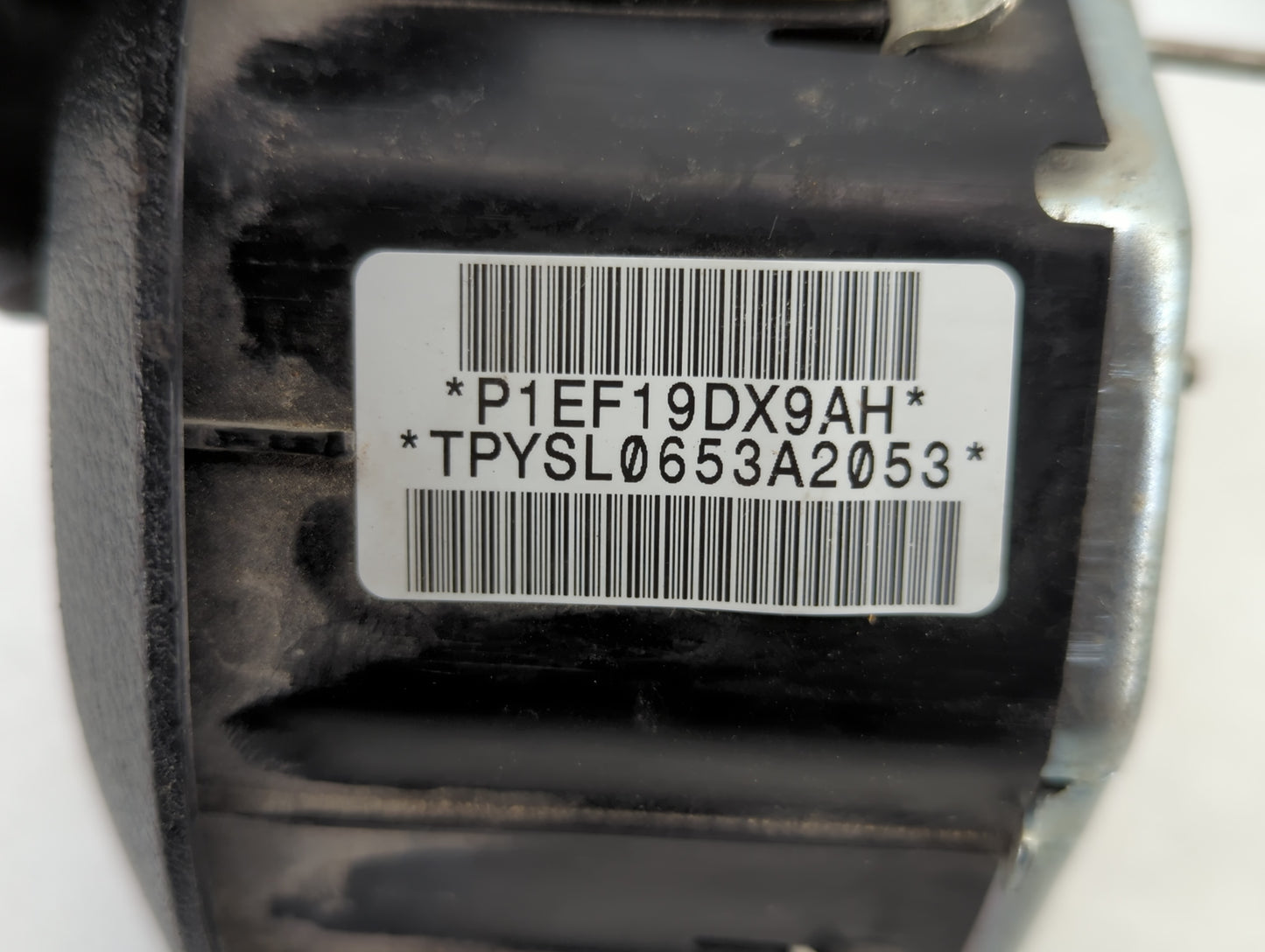 2015 Chevrolet Equinox Air Bag Passenger Right Knee Oem - Oemusedautoparts1.com