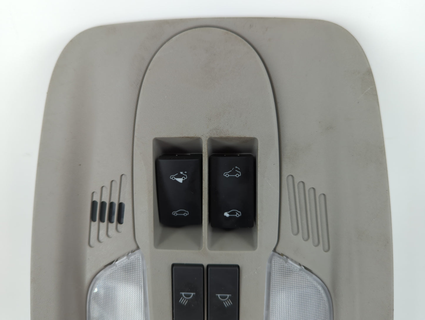 2014-2017 Chevrolet Equinox Overhead Roof Console 623756 - Oemusedautoparts1.com