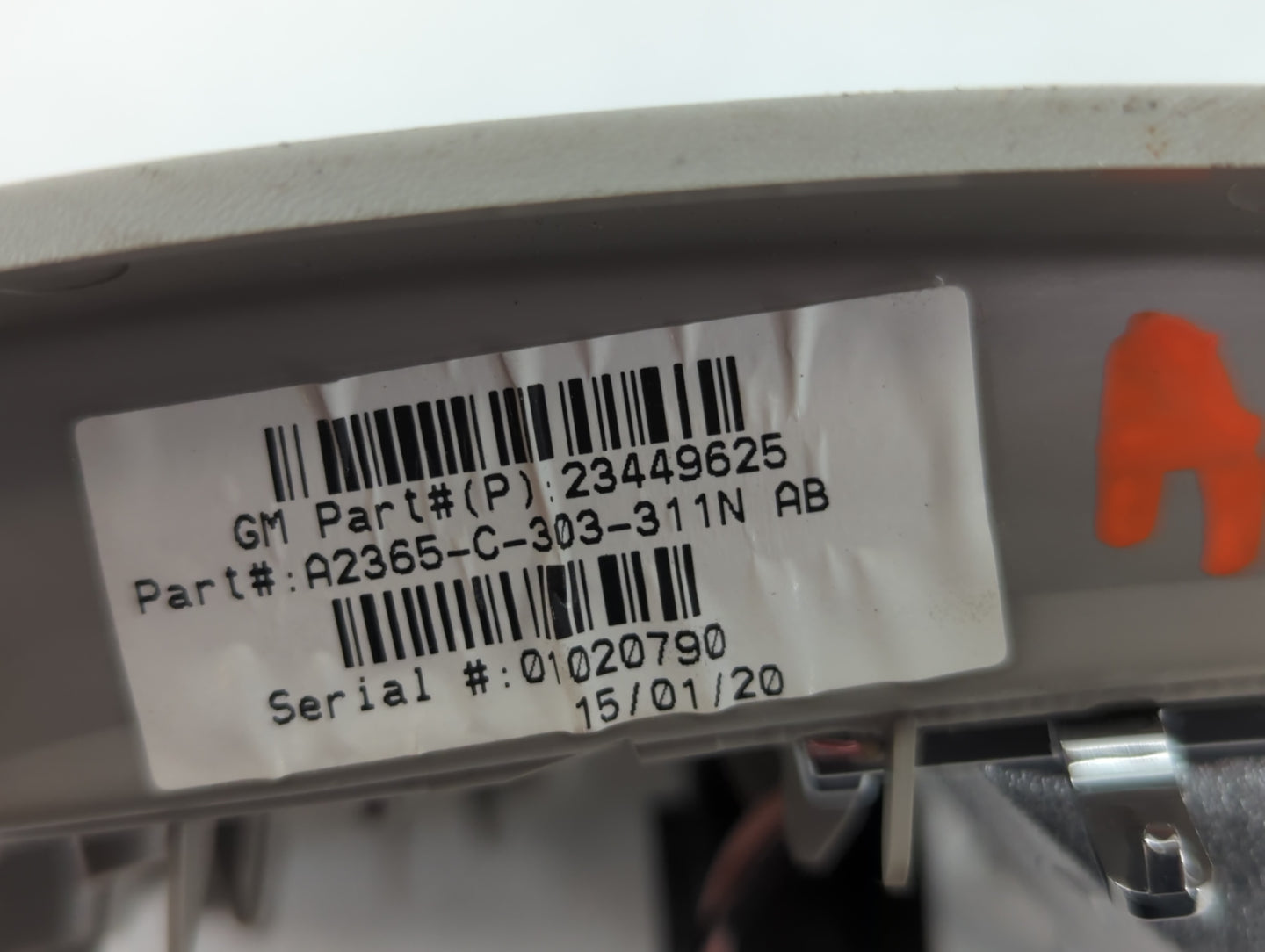 2014-2017 Chevrolet Equinox Overhead Roof Console 623756 - Oemusedautoparts1.com