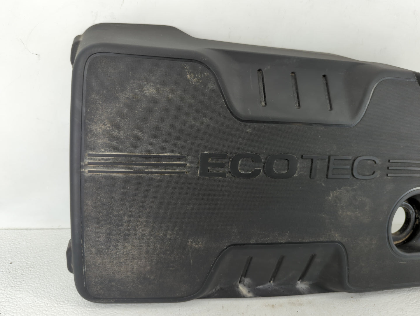2015 Chevrolet Equinox Engine Cover - Oemusedautoparts1.com