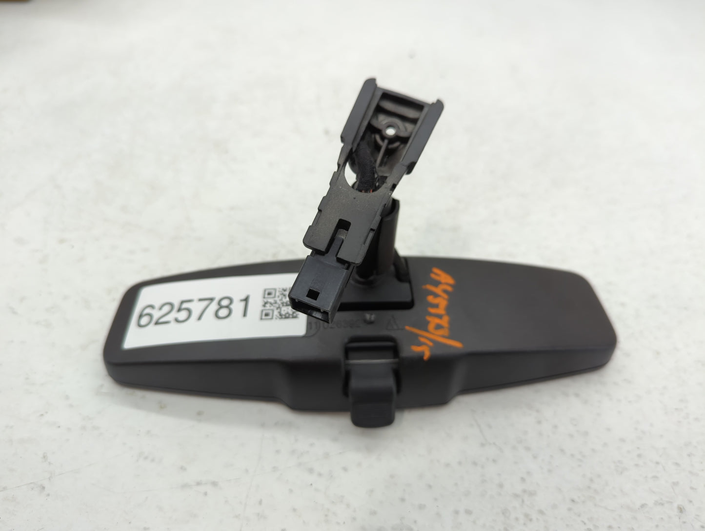 2010-2017 Chevrolet Equinox Interior Rear View Mirror Replacement OEM P/N:E11026392 Fits OEM Used Auto Parts - Oemusedautopa