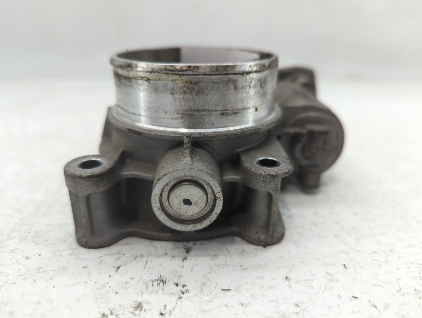 2012-2015 Chevrolet Equinox Throttle Body P/N:12632101CA Fits Fits 2012 2013 2014 2015 OEM Used Auto Parts - Oemusedautopart