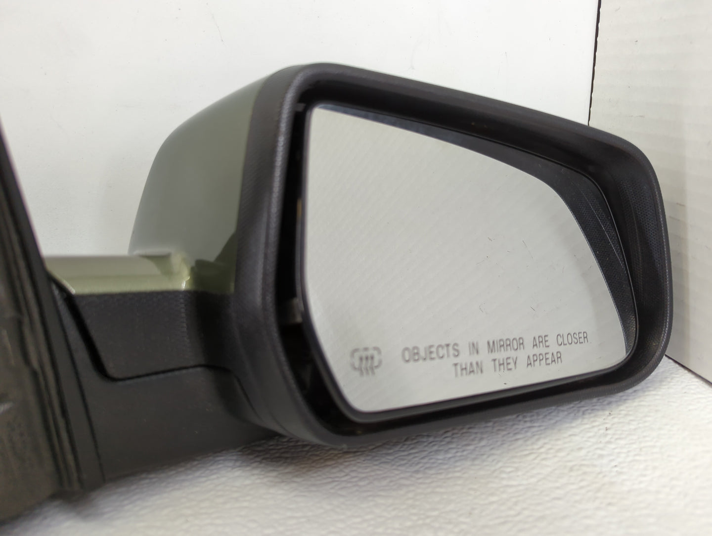 2015-2017 Chevrolet Equinox Passenger Side View Mirror - Right Door Mirror OEM Used - Oemusedautoparts1.com