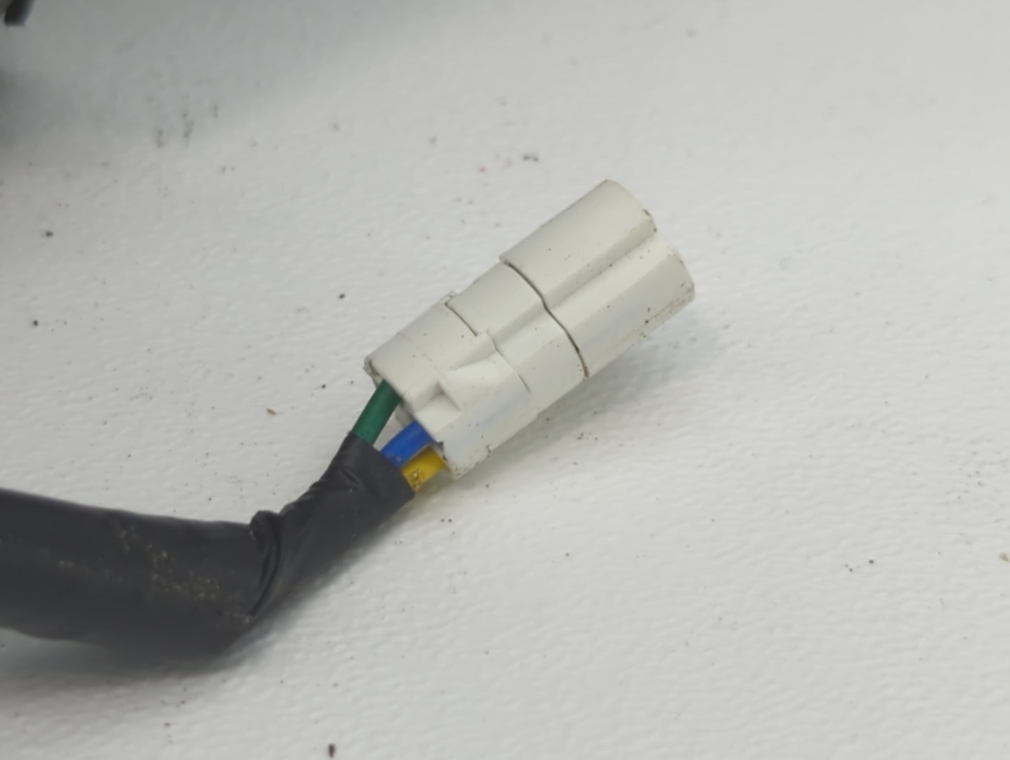2015-2017 Chevrolet Equinox Driver Left Side View Manual Door Mirror - Oemusedautoparts1.com