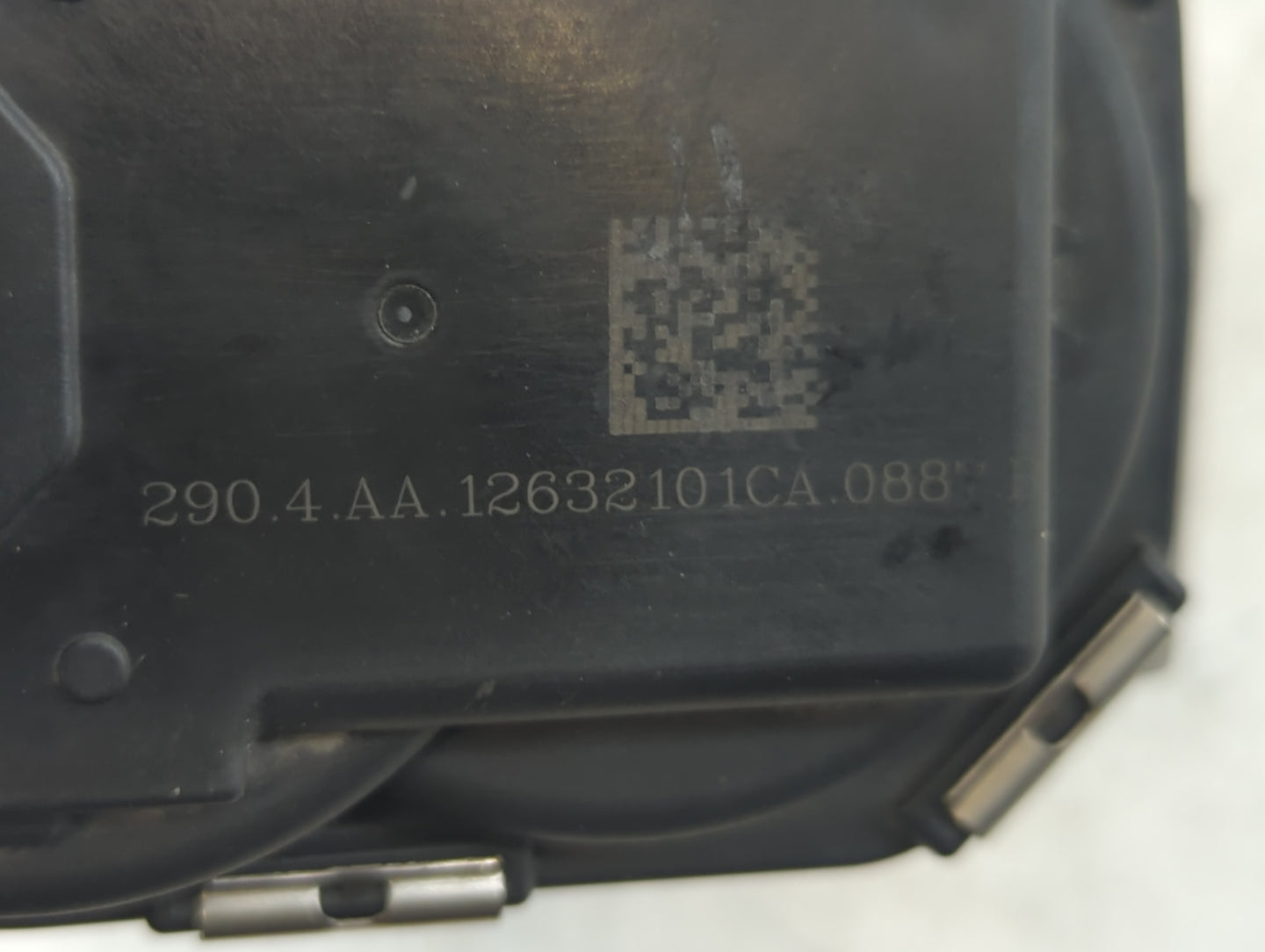 2012-2015 Chevrolet Equinox Throttle Body P/N:12632101CA Fits Fits 2012 2013 2014 2015 OEM Used Auto Parts - Oemusedautopart